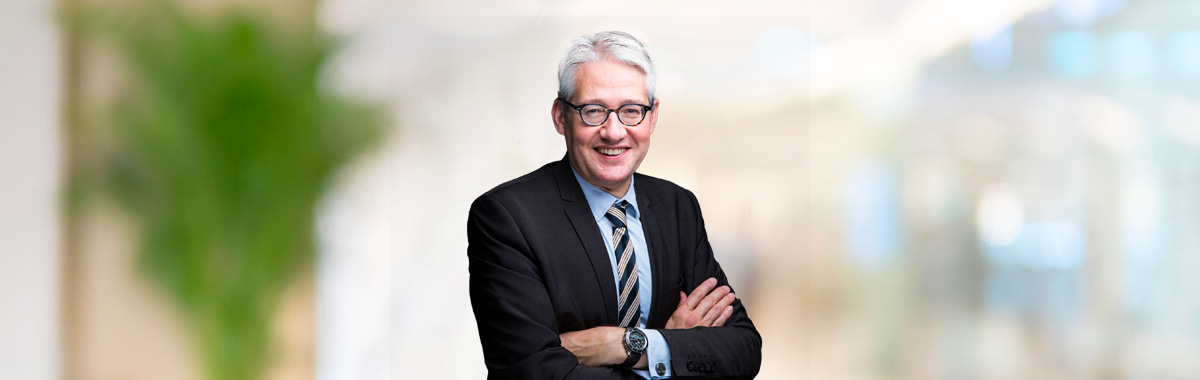 Stéphane Maljevac, les bras croisés